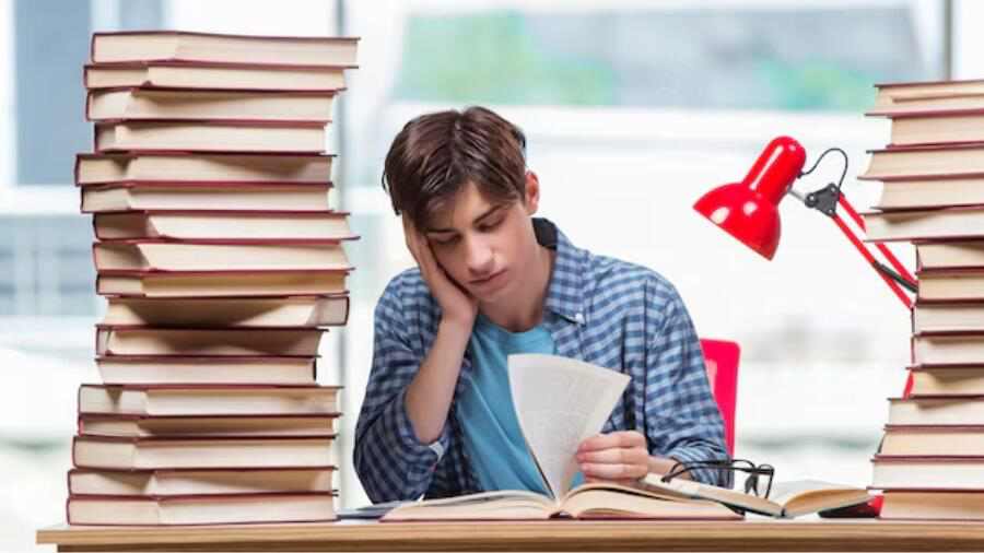 莫纳什大学考试怎么复习?高效提分的复习方法与时间规划全指南