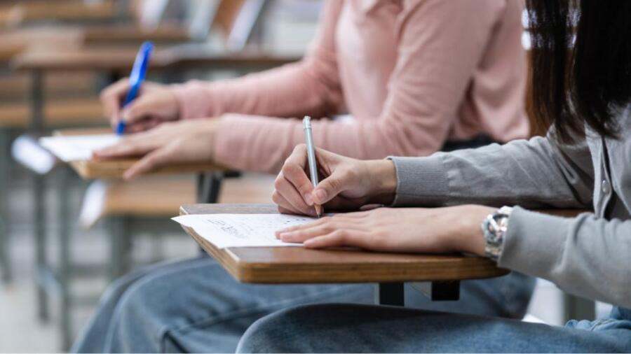 莫纳什大学错过线上Quiz怎么申请补考