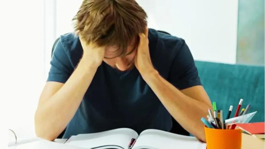 英国留学补考挂科被劝退怎么办