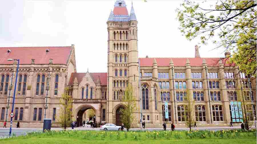 曼彻斯特大学学术课程辅导