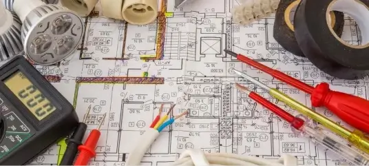 伦敦大学学院电子电气工程辅导：UCL EEE课程难点与高效提升指南